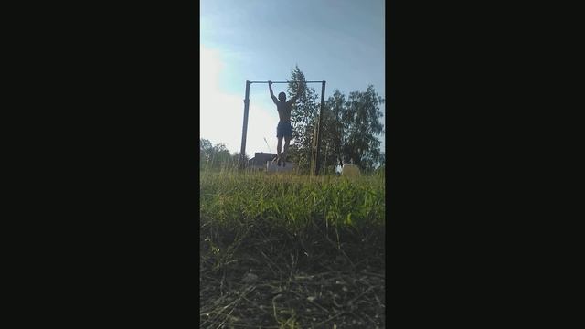 25 ПОДТЯГИВАНИЙ. ПОБИЛ СВОЙ РЕКОРД! смотреть онлайн