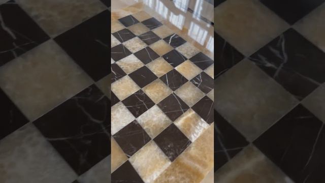 Шахматная доска из мрамора и оникса. Делаем на заказ любой размер. смотреть онлайн