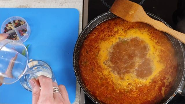 БЮДЖЕТНЫЙ СТОЛ из САМЫХ простых продуктов,которые всегда выручают,когда нет времени стоять у плиты! смотреть онлайн