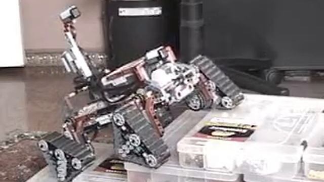 Lego NXT Mindstorms TriTracks 1 смотреть онлайн