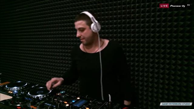 ANTON STELSI [ progressive house ] @ Pioneer DJ TV | Saint-Petersburg смотреть онлайн