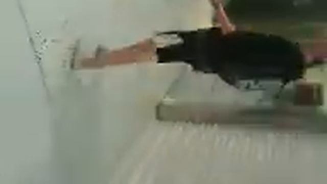 Lad Gabba Dance ! смотреть онлайн