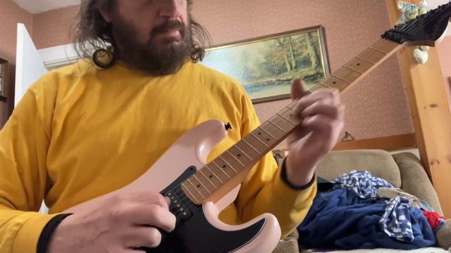 Fender Squier HH contemporary Stratocaster смотреть онлайн
