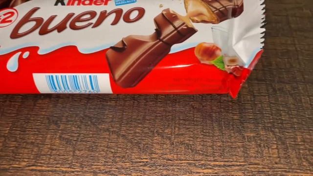 Kinder Bueno Unboxing - Review 8 Bars - Taste Test смотреть онлайн