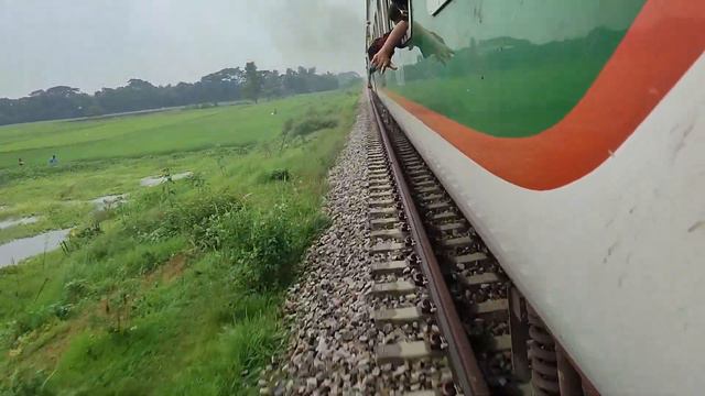 Travel to Ashuganj by Train & Travel to Voirab by Bus on the Highway смотреть онлайн