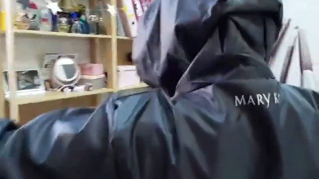 Клуб Постоянства. Плащ-дождевик смотреть онлайн