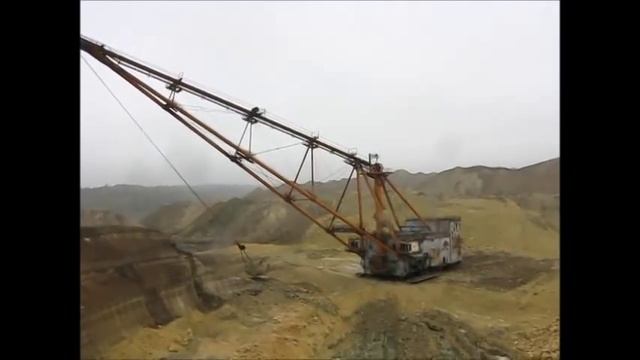 Шагающий экскаватор ЭШ-20/90 смотреть онлайн