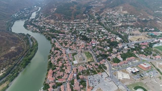 Грузия. Монастырь Джвари, слияние Арагви и Куры, Мцхета. смотреть онлайн
