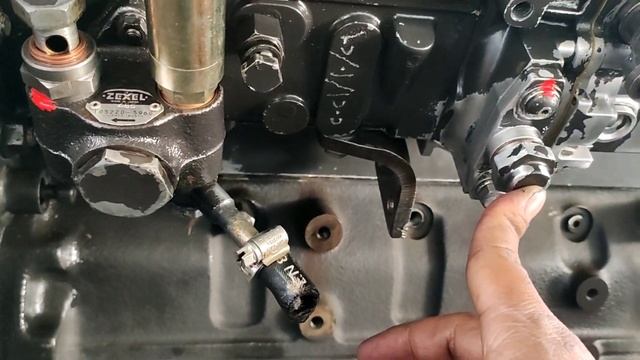 Cummins engine B5.9-C injection pump timing @ valve lash adjustment смотреть онлайн