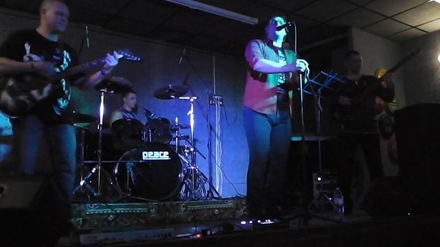 09.03.2019 - группа Let's Play (я - на бас-гитаре) - ''Venus'' (Shocking Blue 1969 cover) смотреть онлайн