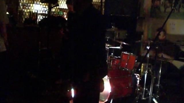 Wee Willie Harris perforning at Joel's birthday party смотреть онлайн