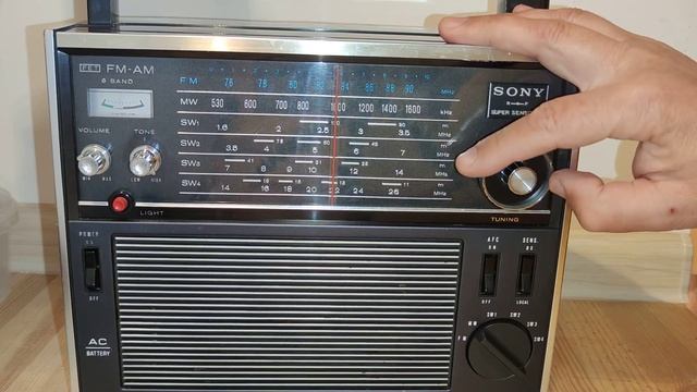 SONY TFM-2000F. Принимает ВСЁ! Средние волны.