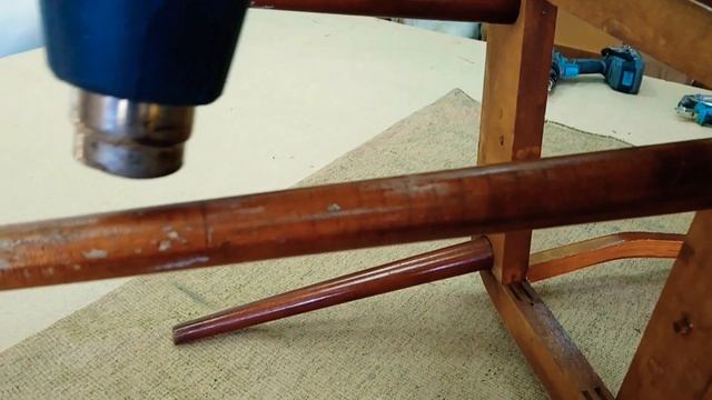 Снимаем старый лак с советской мебели, путем нагрева смотреть онлайн