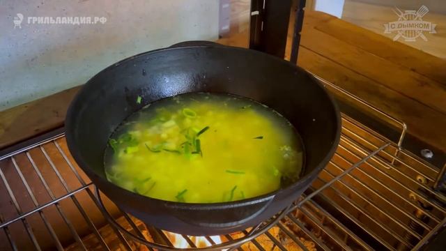 Рецепт финский суп с лососем Лохикейто в казане "С дымком" от Олега Напольского смотреть онлайн