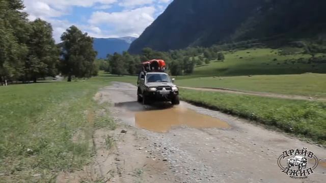 Наша машина в деле!) смотреть онлайн