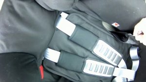 Как правильно установить автокресло?