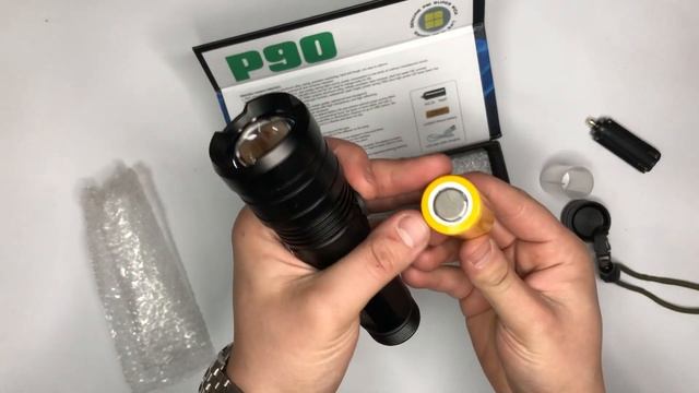 Видео обзор: Ручной аккумуляторный светодиодный фонарь Police X-Balog BL-1827-P90 с USB зарядкой смотреть онлайн