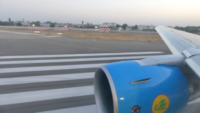[4K] Uzbekistan Airways 767-300ER AWESOME DAWN TAKEOFF From Tashkent Airport