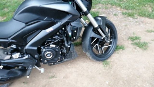 Новый 2019 Bajaj Dominar 400 русский обзор