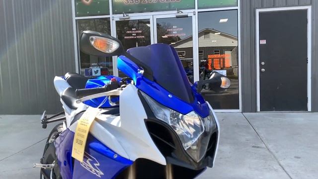 2011 - Suzuki - GSX-R1000 смотреть онлайн