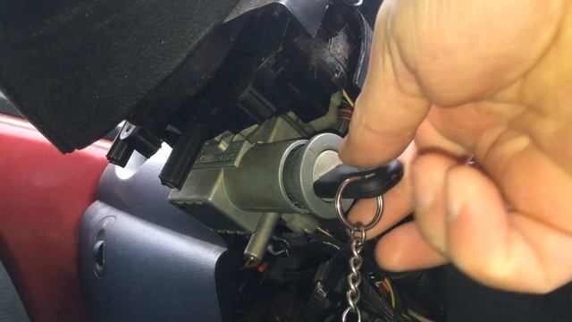 Как заменить вставку замка зажигания на Daewoo Matiz
