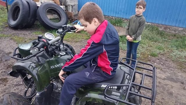 Квадроцикл первый раз. Учимся кататься. смотреть онлайн