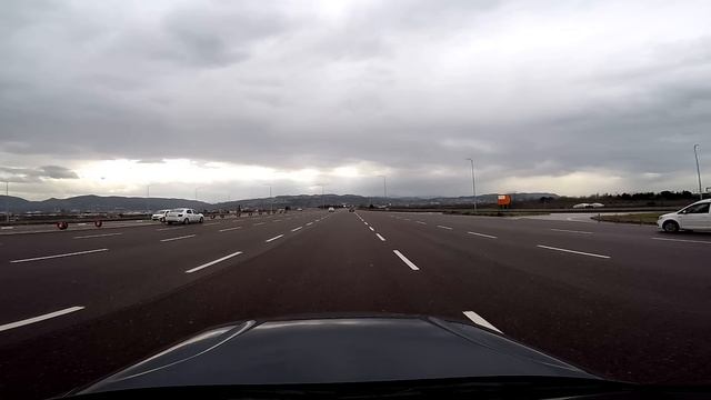 Elektrikli BMW i4 Test İnceleme - Menzil, şarj süresi, şarj maliyeti ve uzun yol sürüşü смотреть онлайн