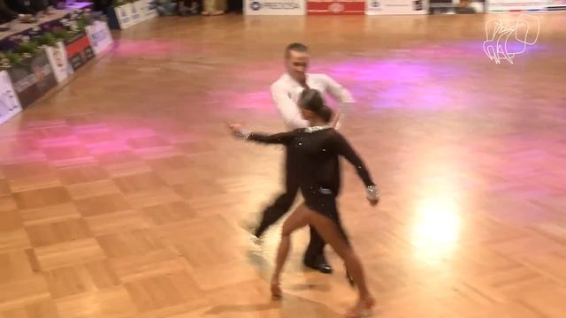 2012 GS Latin Stuttgart | Zaytsev - Kuzminskaya, RUS | F PD смотреть онлайн