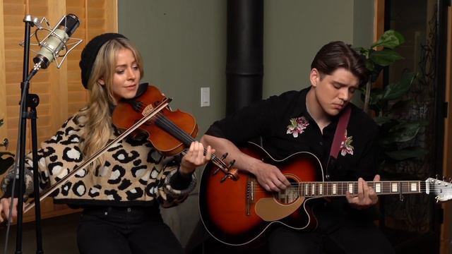 Lindsey Stirling - Hallelujah (Artemis Eastern Europe Concert Stream) 2022 #lindseystirling