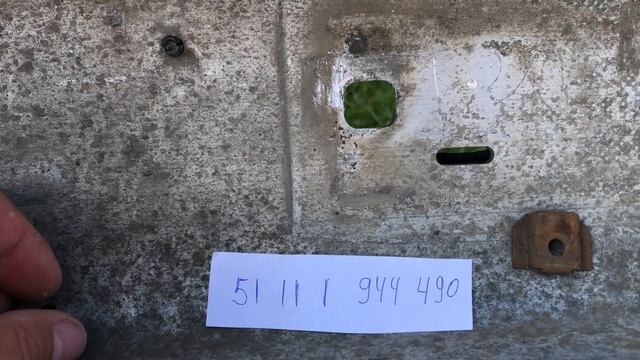 BMW E34 Зарисовка, крепление усилителя к бамперу БМВ Е34 смотреть онлайн