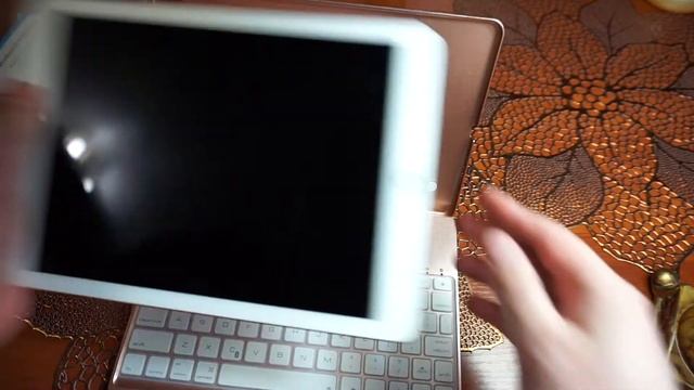 Обзор чехла клавиатуры для IPad Pro 9.7 смотреть онлайн