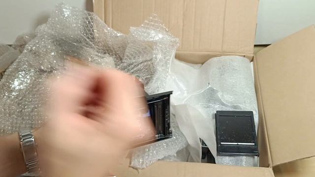 Много древних полароидов. Знаешь, что с ними сделать? смотреть онлайн