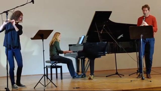 Maurice Ravel - Tombeau de Couperin Prelude TRIO Arrangement flute clarinet piano смотреть онлайн