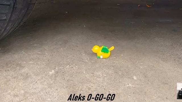 Сокрушительные Хрустящие & Мягкие Вещи Автомобилем! ЭКСПЕРИМЕНТ: Автомобиль VS куклы (ИГРУШКА) смотреть онлайн