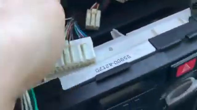 Установка 2din магнитолы на Android вместо штатной на Toyota Rav4 2003 смотреть онлайн