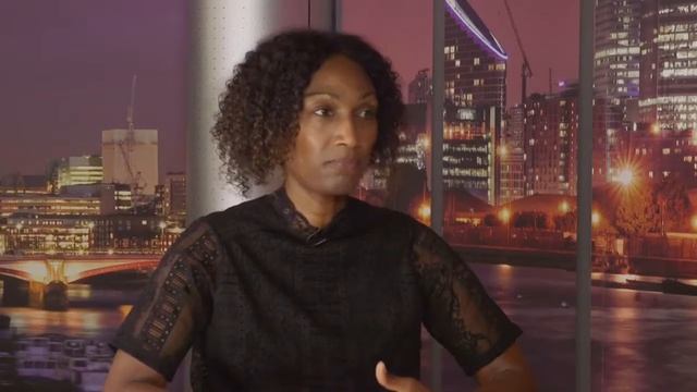 Gestalt Therapy One Minute Introduction | Suzanne Worrica смотреть онлайн