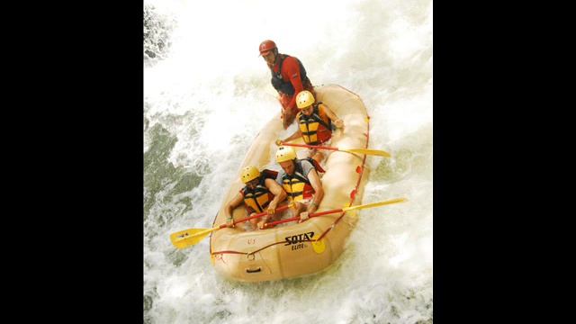 Rafting in Costa Rica смотреть онлайн