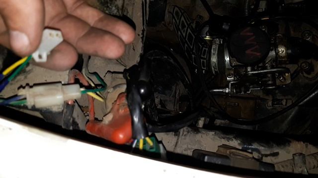 Глюк реле зарядки разряжается аккумулятор скутера смотреть онлайн