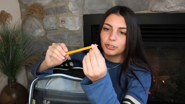 what's in my backpack 2018 // senior year of high school смотреть онлайн