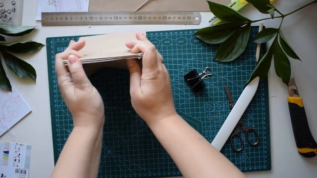Скрапбукинг. Мастер-класс по альбому из крафт конвертов и пакетов. смотреть онлайн