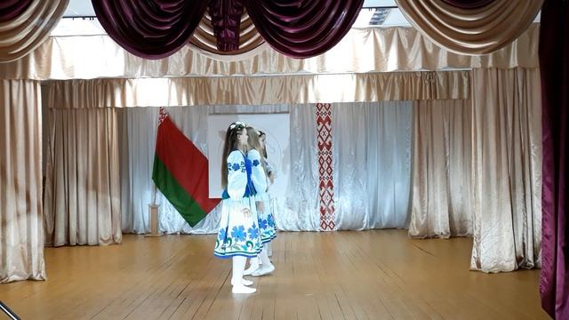 Классный танец ко Дню народного единства смотреть онлайн
