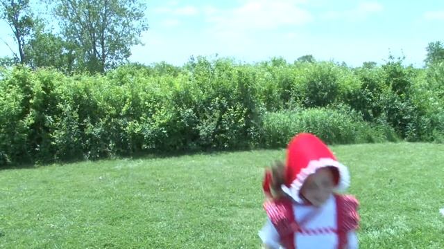 Red Riding Hood - Появление Красной Шапочки смотреть онлайн