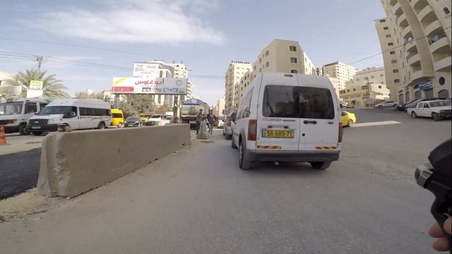 Cycling from Jerusalem to Ramallah смотреть онлайн