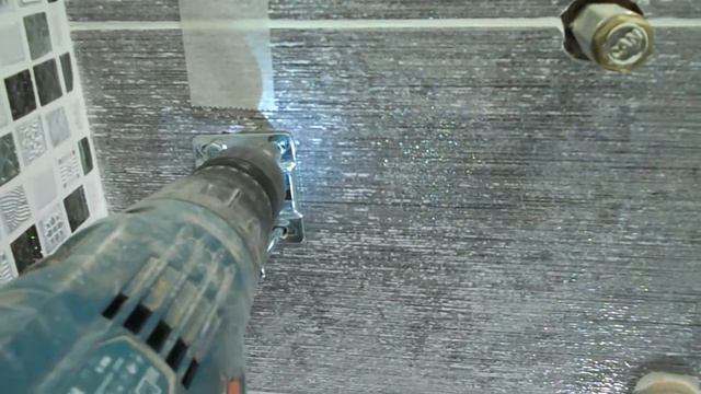 Крепление подвесной тумбы через пустоту. Fastening a hanging pedestal through the void. смотреть онлайн