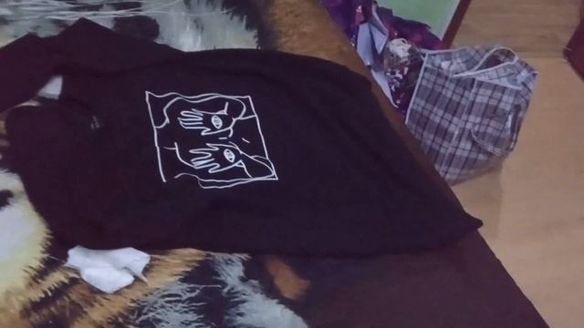 Я совсем заболела. Чёрные подмышки. Кот безобразничает. Грядёт переезд. смотреть онлайн