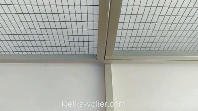 Клетка для волнистых попугаев нестандартной формы. Размер 1,1 х 0,7 х 1,3 м. смотреть онлайн