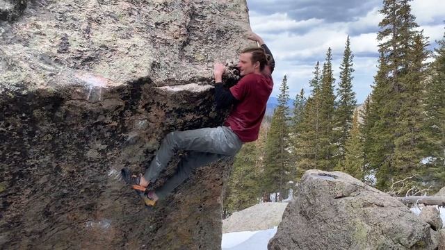 No More Greener Grasses 8a+(V12) // Sam Weir смотреть онлайн