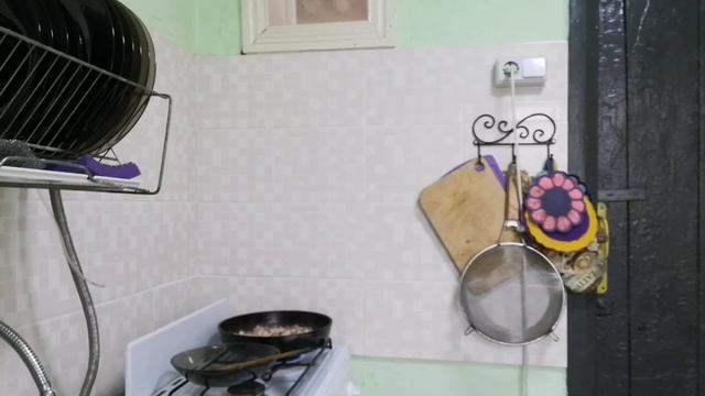Капуста в горячем рассоле, азу в микроволновке, шоколадный пирог в кружке/жизнь на Юге. смотреть онлайн