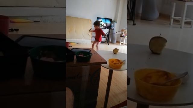 Супер ниндзя малыш. Танец ниндзя малыша. Смешное видео малыша. Супер смешно смотреть онлайн