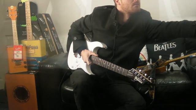 Ibanez GRG140-WH смотреть онлайн